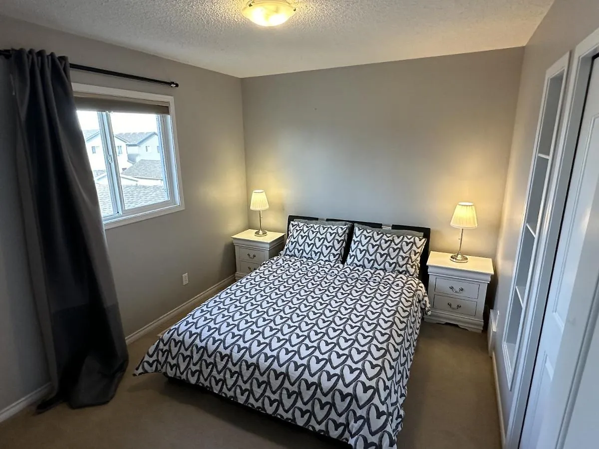 Holiday home Spacious & Private Retreat Near West Edmonton Mall Villa Canada